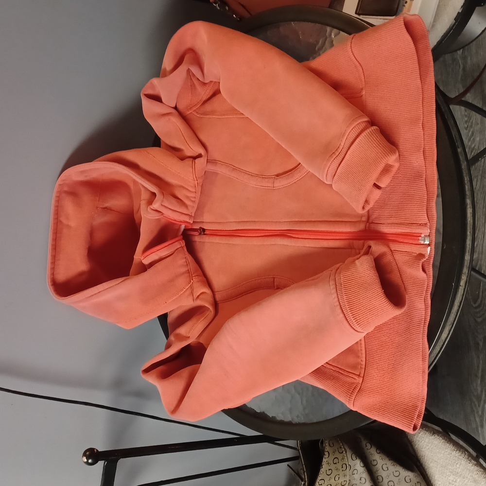 LULU  scuba hoodie sz 6